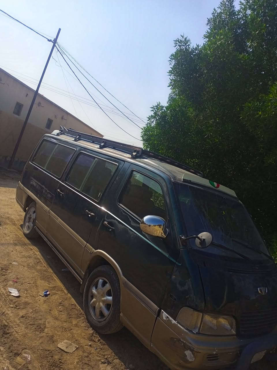 سلام عليكم 
ستانه موديل 99 للبيع 
14 راكب السياره خير من الله 
منضومه تبريد جديده 
حداديه كله جديده 
تايرات انضاف 
رقم ***********
اتصل وبيك خير وتدلل 
عنوان بابل حله طفيل
