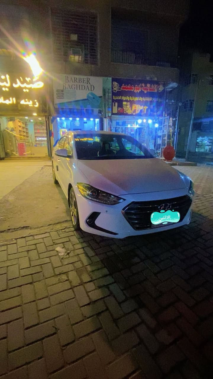 سلام عليكم ورحمة وبركاته  عندي النتره للبيع موديل 17 سياره ايرانيه يعني فول الفول بيه بارد موضح بصور سياره ماشيه 122بسمي سياره بغداد وموجوده بغداد سياره جاهزه اي نقص مابيه الموصفات شنو تريد بيه بسمي ***********. /// ***********
