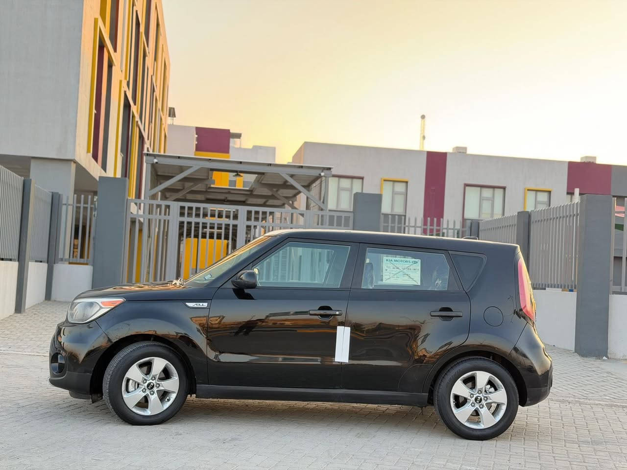 السلام عليكم
كيا صول موديل 2018
رقم بصره تحويل بسمي سنويه وهزه ورقام جدد. وارد امريكي. جاملغ وبنيد. محرك 1600.  ماشيه 44m جاهزه السيارة تبريد كير محرك حداديه تخم تاير.  شراي يتصل ع رقم

***********
مكاني بصرة
