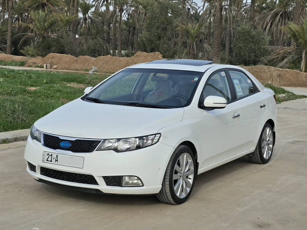 للبيع كيا سيراتو 2012 خليجي ✅
رقم سليمانيه الدولي مجدد بأسمنه 
محرك 1600 دووش شرط برغي ممفتوح منه
سياره مكفوله كفاله عامه بدون صبغ و تبديل و حادث
فحص السونر بالمنشور موضح
تتفئه و تبريد ثلج + تخم تاير جديد
سعر السياره 114 ورقه فقط 
عنوان السياره ديالى - خانقين 
للاستفسار 📲  ***********

سياره فول مواصفات عدا البصمه 
( سقف سلايت + شفتات بالستيرن + حساسات خلفيه
شاشه ايباد + كامره خلفيه + تحكمات جهتين + 5 ويلكب بلادي
داخل اسود و بيجي + كير 6 نمر + بريك ABS + اشاير بالمري ) باقي المواصفات المعروفه خناقين, ديالى
