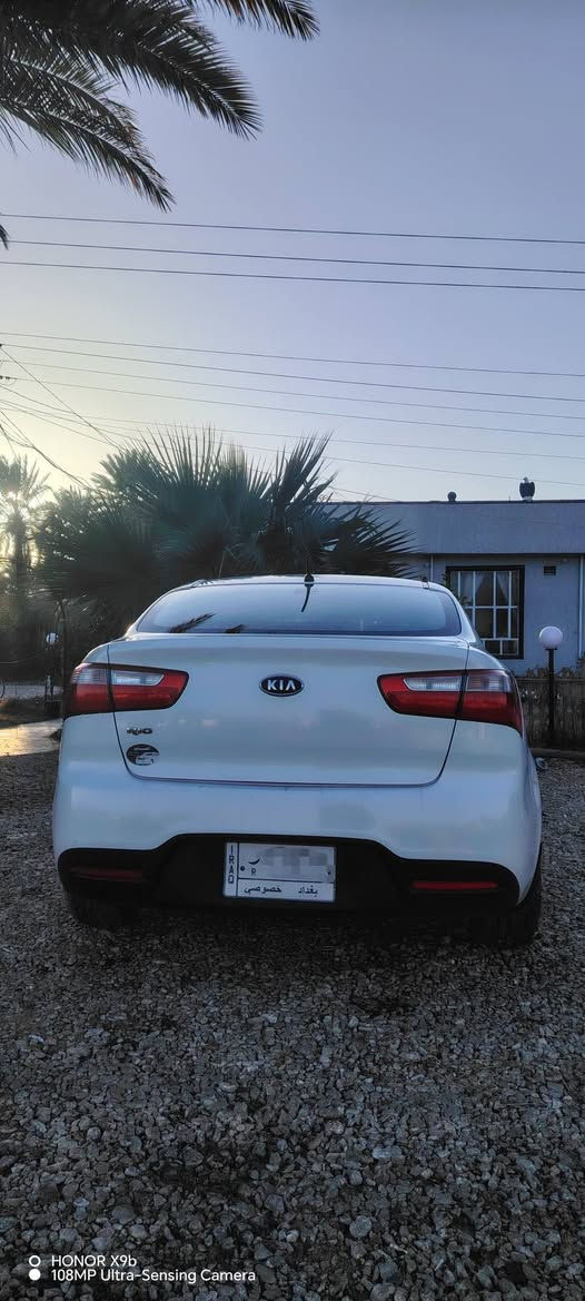 سلام عليكم

سيارة كيا ريو  2013 
 رقم بغداد
مكفولة كفالة عامة من ضربة وصبغ 
گير ومكينة مكفولات ،
 مكينة 1600
تبريد شغال ثلج 
سيارة بأسمي سنوية 2028
سعر السيارة 107 بيها مجال حگ الجيه ❤️
عنوان / بابل / الكفل 

 ‏‪***********‬‏
