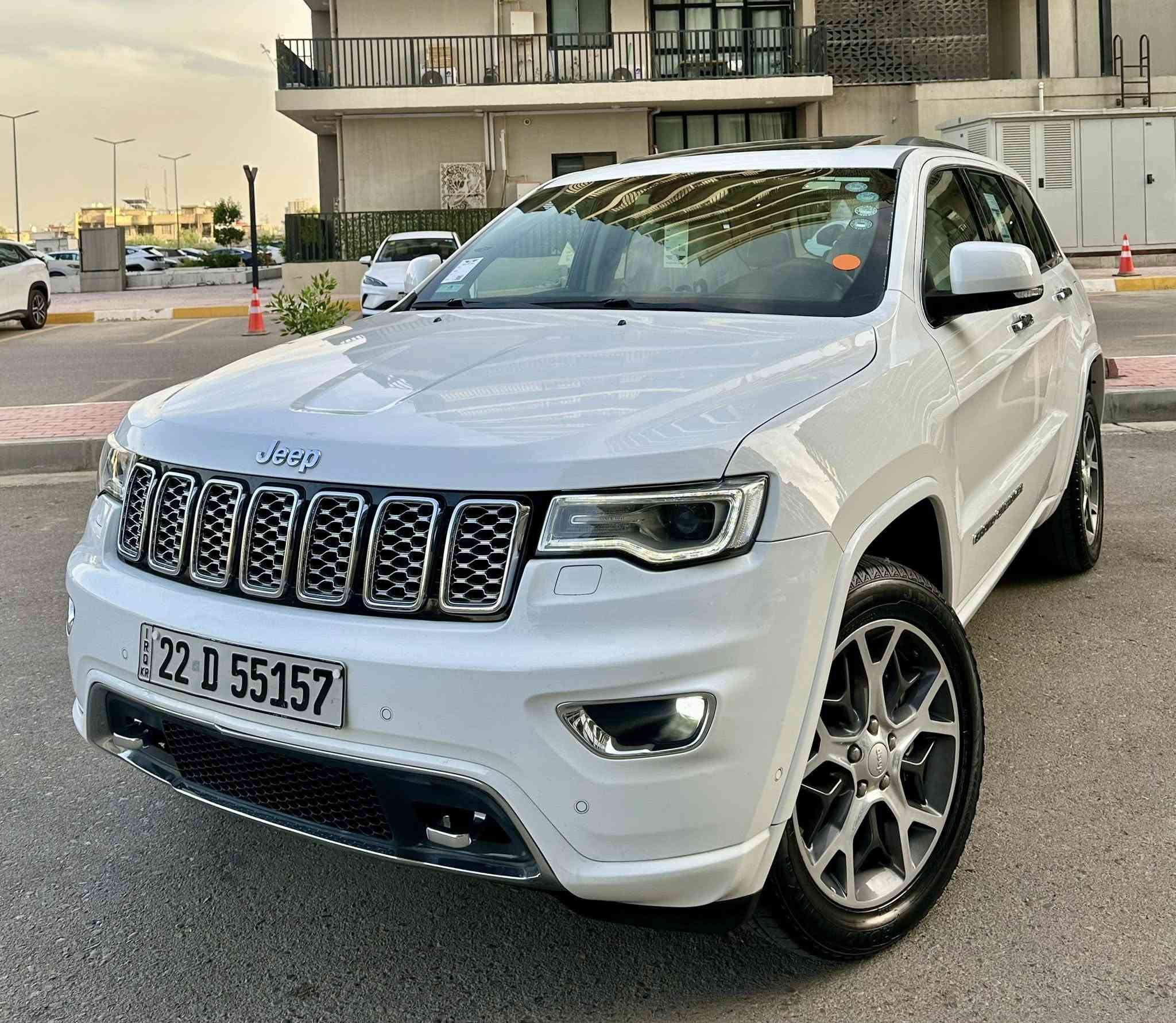 السلام عليكم اخوان
جيب  2019 اوفر لاند خليجي 📍🛑
(رقم اربـيل الجـديد )
(صبغ فقط جاملغ امامي والباقي مكفول من صبغ وتبديل )
حجم المحرك V6 3.6L
مااشيه 75  
مفتاح التشغيل بصمة 
تشغيل عن بعد 
بانوراما
فتح الصندوق كهرباء 
 دفع رباعي 4WD
اريل نفكيتر 
رادار 
مانع تصادم
 تحديد المسار
حساسات أمامية
حساسات خلفية 
لايت زينون + LED 
كشافات 
بك لايت LED 
ويل كب 20
4 دسك
حساسات ضغط الاطارات 
اشارة في المرايا الجانبية 
المرايا قابلة للطي كهرباء 
النقطة العمياء
شاشة Apple Car play 
كاميرا دوارة 
شفتات مقود 
مثبت السرعة Cruise 
المودات والاوامر الصوتية 
فحص نظام السيارة 
تتسع المقصورة ل 5 ركاب
المقاعد جلد 
المقاعد الامامية كهرباء 
تدفئة وتبريد المقاعد الأمامية  
ذاكرة وضعيات الجلوس للمقاعد الأمامية
تبريد شاشة مناخين منفصلين 
قطعتين تبريد 
نظام مانع الانزلاق   
وبعد بيها مواصفات  
السعر 252$$وبيها مجال 
العنوان/  بغداد الـبياع 
الاتصال ***********
