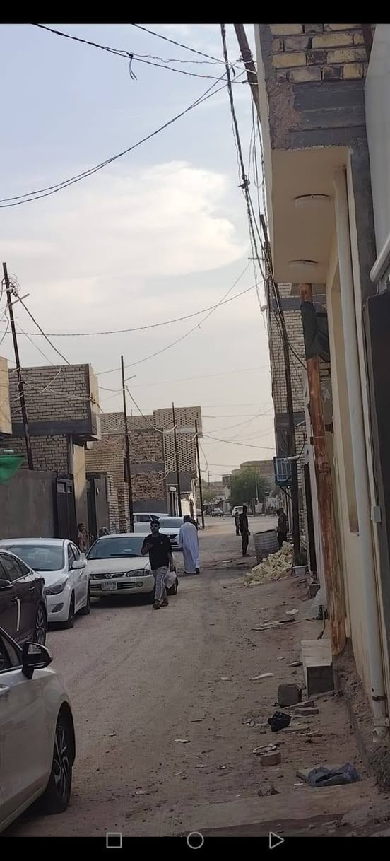 بيت 125 متر مربع طابو زراعي سند 25 حي ميسان شارع النخيل
مقابيل هيئه الزهراء سابع بيت عن الشارع وقريب جدا

 على الشارع الكيات الرئيسي وايضا قريب جدا على المدارس  السوق ميسان

صب كونكريت بناء سنه ٢٠٢٢بناء جناي درجه اولى يحتوي

 على غرف عدد ٢

واستقبال وصاله وصحيات داخليه وخارجه

 بيع  او يرهم مراوس بيت بالطابو صرف مع فرق ننطي

للاستفسار الاتصال ع رقم ***********
