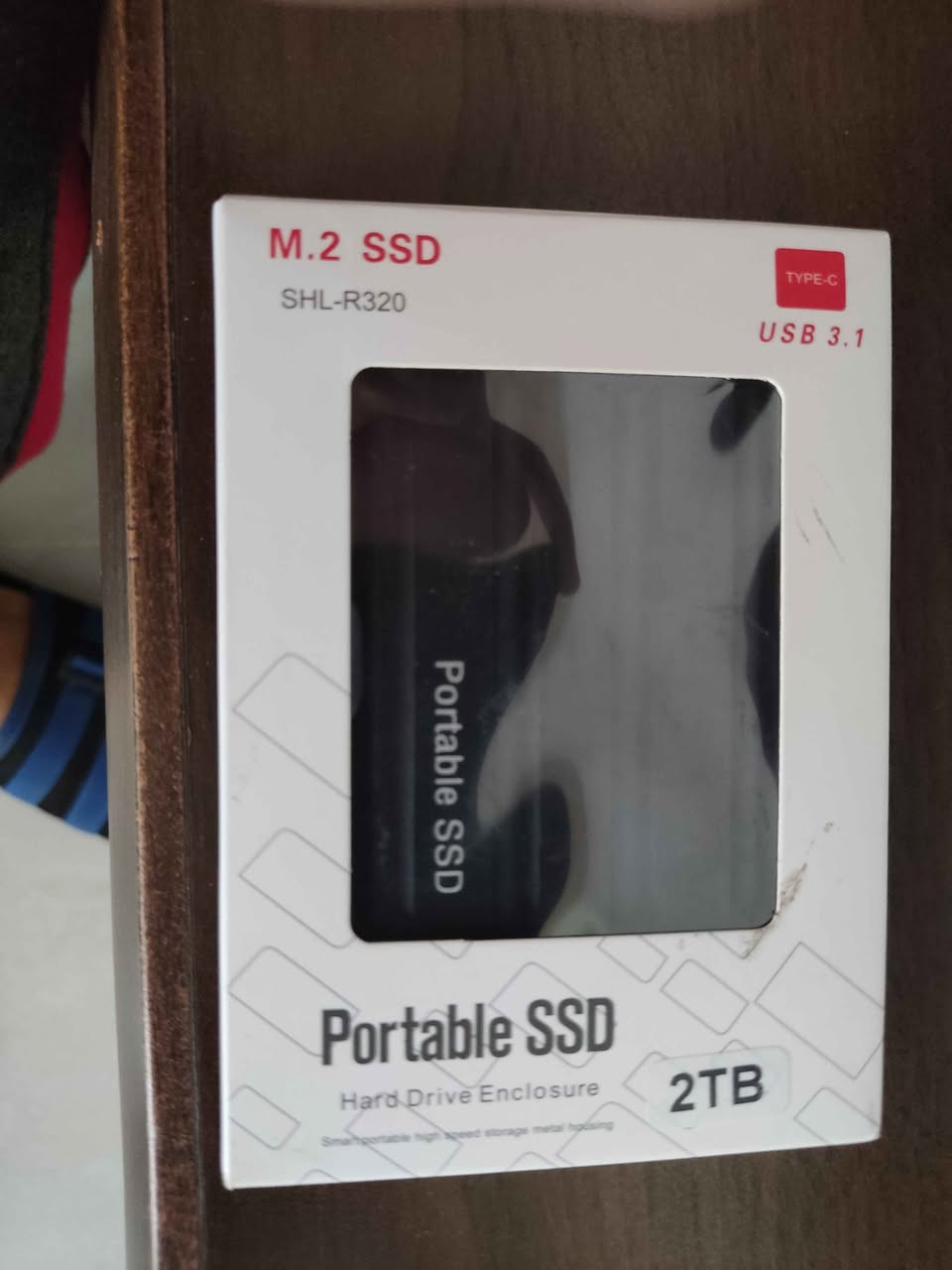 External hard drive 2terra Ssd 
ئەم هاردە بەکار نەهاتووە داوای 45000 دینار و موعامەلە ئەگەر موشتەریت تێل بۆ ژمارە *********** السليمانية, العراق
