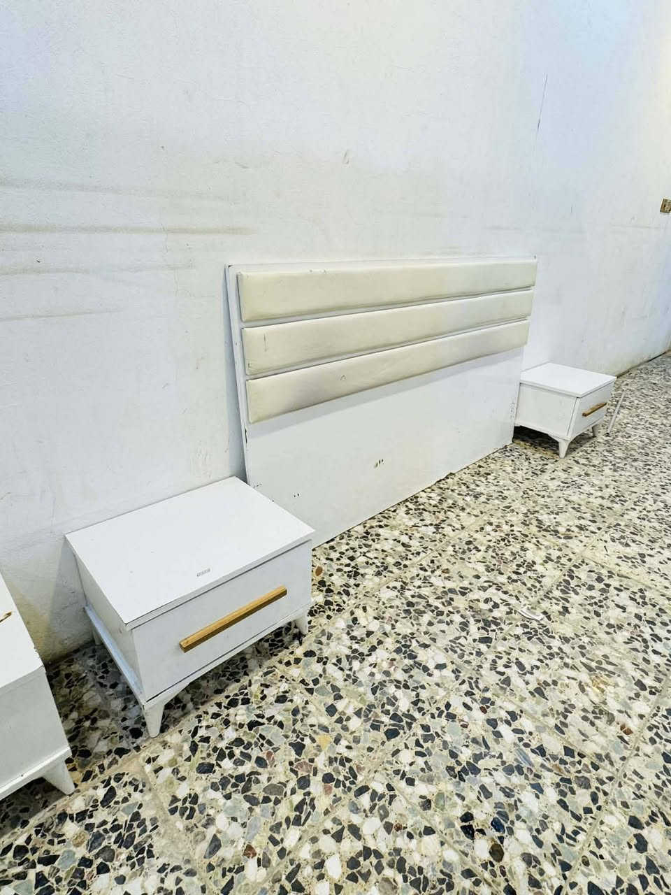 غرفه نوم تركيه كامله سعره 250الف
#اشاره


**إذا كنت صاحب هذا الإعلان وتريد حذفه لأي سبب، رجاءا أرسل رسالة إلى الدعم الفني**