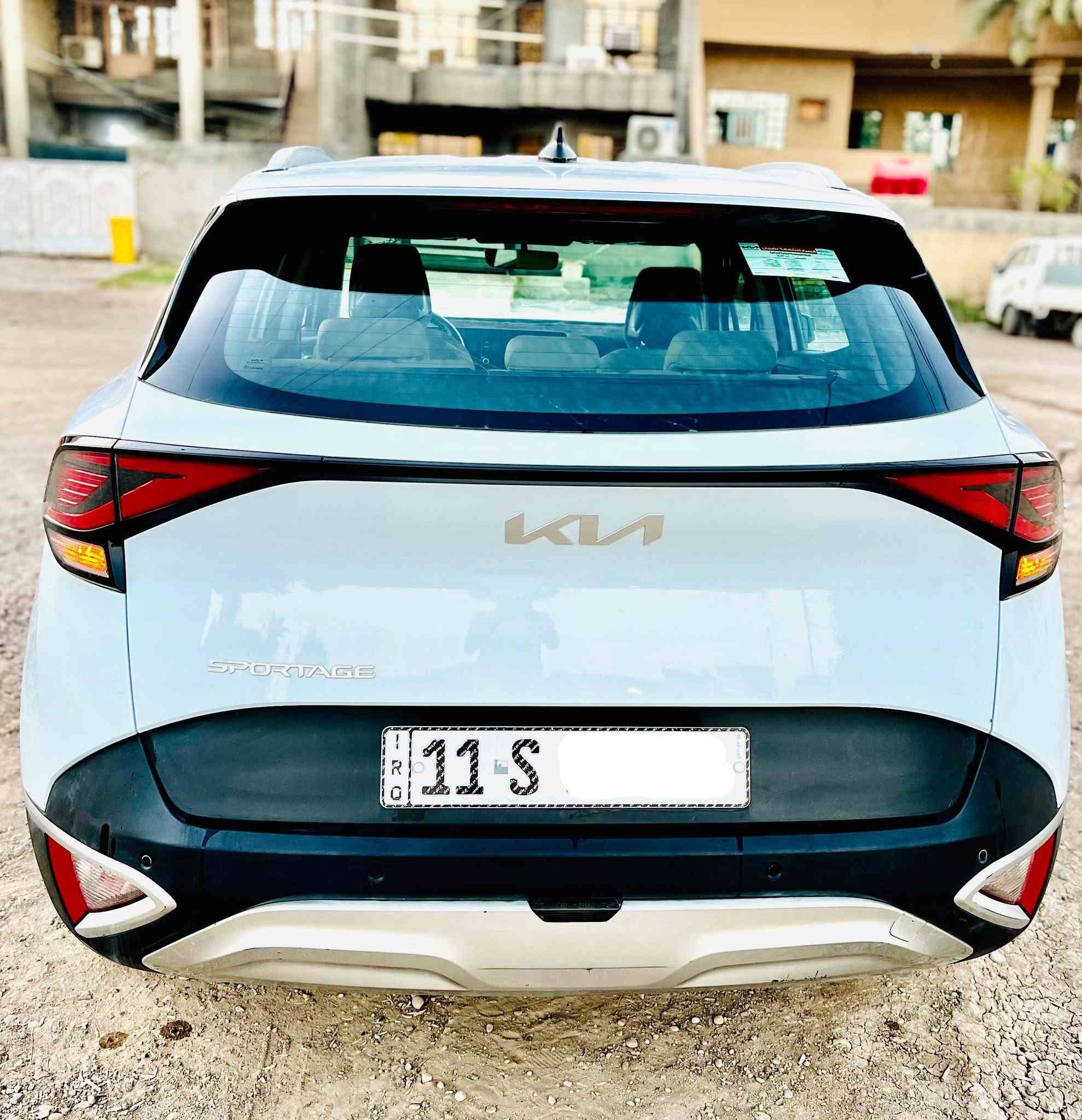 السلام عليكم
اسبورتج للبيع 23 خليجي أبيض 

ماشيه 80 حقيقي 

السعر   185 

بيها باب خلفي صبغ فقط 

دحجه بالجاملق الامامي موضح بالصورة 

مواصفات 

بصمه تشغيل

بصمه ابواب وترحيب 

ويل 19 

حساسات أمامية وخلفية 

شاشة متصلة

درايف مود 

اوتو هولد 

وضعية قيادة اسبورت نورمل ايكو 

شفتات قيادة 

السونار مرفق

رقم الهاتف ***********
