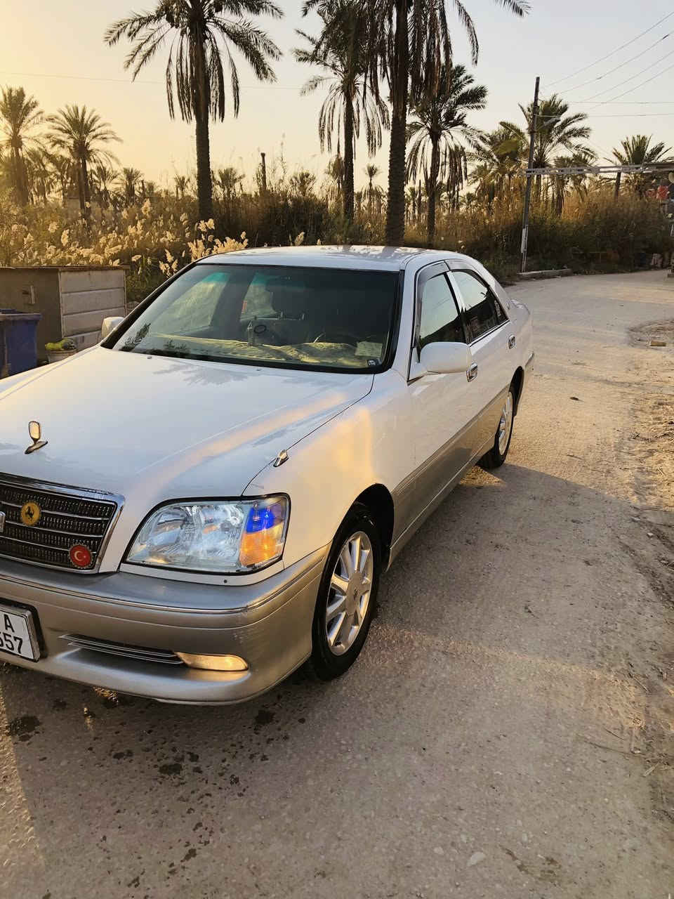 يالله سلام عليكم جنون ملكه للبيع مديل 2001 رقم بصره دولي سنويه 2030 تحويل مباشر سياره كفاله من كصه ونقل جثه وضربه ولعيب شرعي شاصي 175 تخم تاير ويل كب16 نجمه حداديه طوبه مكينه فيفيتي ابو لكلاص  وكير جدد دبل شاشه كشنات 4كهربا ستيرن كهربا تبريد قطعتين ثلج ❄️ مرايات شفط فول ماعده لفتحه كرستال اصل ثلاجه لايت زنون عالي وناصي سياره جاهزه ما تصرف عليه ربع جاهزه معنه لكلمه سعر 133$  وبيها مجال مكان لبصره لقرنه رقم ***********
