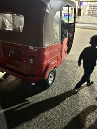 سلام وعليكم تكتك ٢١ جديده فقط دوس معمره متوازي ع بيعتها شراي اتصل ودلل...