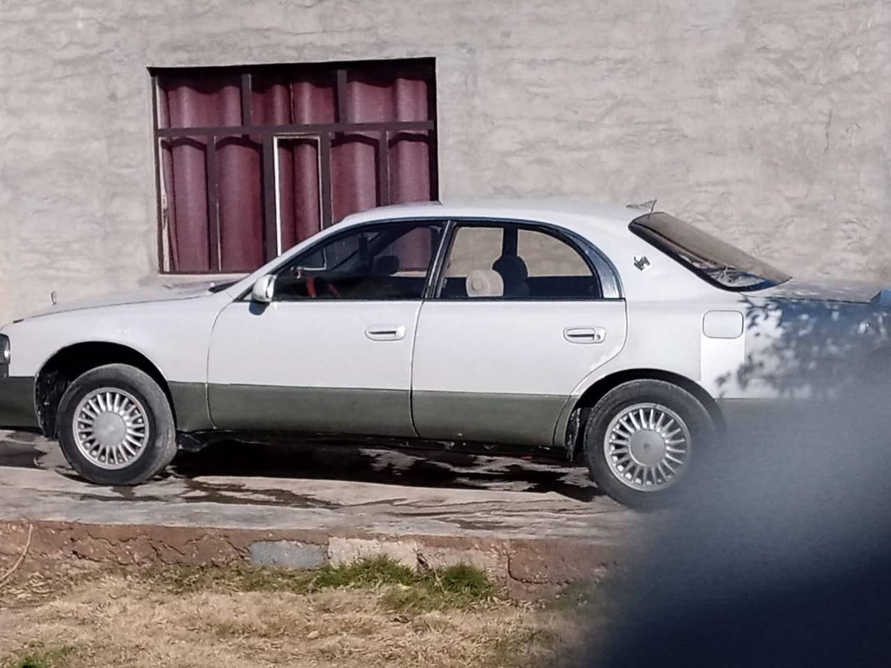 بطه ماجسته 92 كير ومحرك بطه 3000 لون صدفي رقم كركوك الماني كشر بلادي باتري جديد تايرات جديد مكان السياره تكريت السعر 40وبيه مجال شي قليل الاتصال عل رقم ***********
