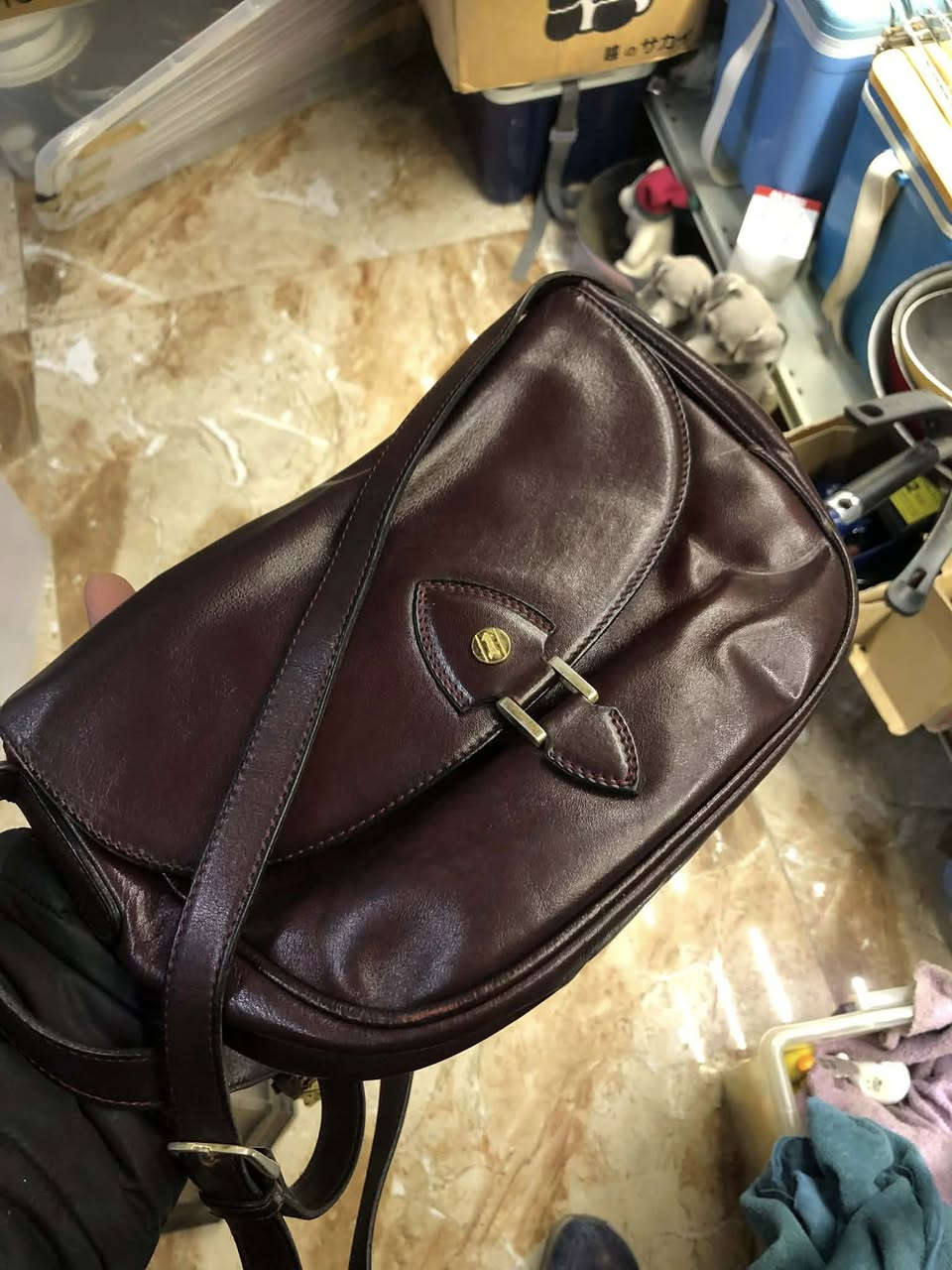 جنطه الماني جلد طبيعي الماني  للحجز خاص


**إذا كنت صاحب هذا الإعلان وتريد حذفه لأي سبب، رجاءا أرسل رسالة إلى الدعم الفني**