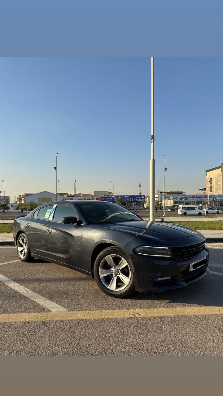 سلام عليكم 

جارجر.  2016مرمز 2023 رقم بغداد باسمي 

((اخوان الميعرف بلمرمز ليعلق ولا يتصل))

مكفوله من صبغ والفتح والتبديل والبارد والغرق شرط حته دعاميه مواصفات SXT محرك 6 سياره بلكارتون مكاني بصره 
ملاحضه: سياره بيها جاملغ الخلفي كلير من امريكا فقط 
سعر 185 وبيها مجال رقمي ***********
