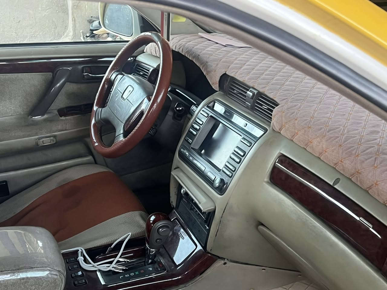 ‏سلام عليكم ملكه للبيع رقم صلاح الدين موديل 2003 مكينةديفورالجبير كرستال فول مواصفات عاد فتحة سنوية ما ساقطة نهاية 27 حدادي جديدة تخم تاير جديد مكينة وكير￼ خير من الله وصل خط وبحث جديد مسفرة هيئة ومرر غرامات مكفوله العيب الشرعي الاصواليات خط السيارة حمزة الغربي بغداد ما مطلوبة ولا دينار سعر 110 بيها مجال ￼والاتصال على الرقم ￼***********￼ مكان السيارة الحمزة الغربي ￼ ما يعجبك السعر ادعي لنا بالرزق ￼￼
