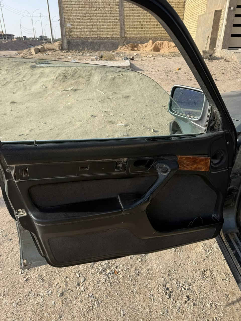 سلام عليكم
735i مفتوح للبيع او المراوس حسب القناعه
كير محرك نضاف شواصي بلاد مداور ثاني يوم مشروع وطني زوج تاير امامي جديد باتري جديد كهربائيات شغاله صدر امامي ٦٠ بل ميه سياره جاهزه مكاني كربلاء*********** سعر ٢٥
