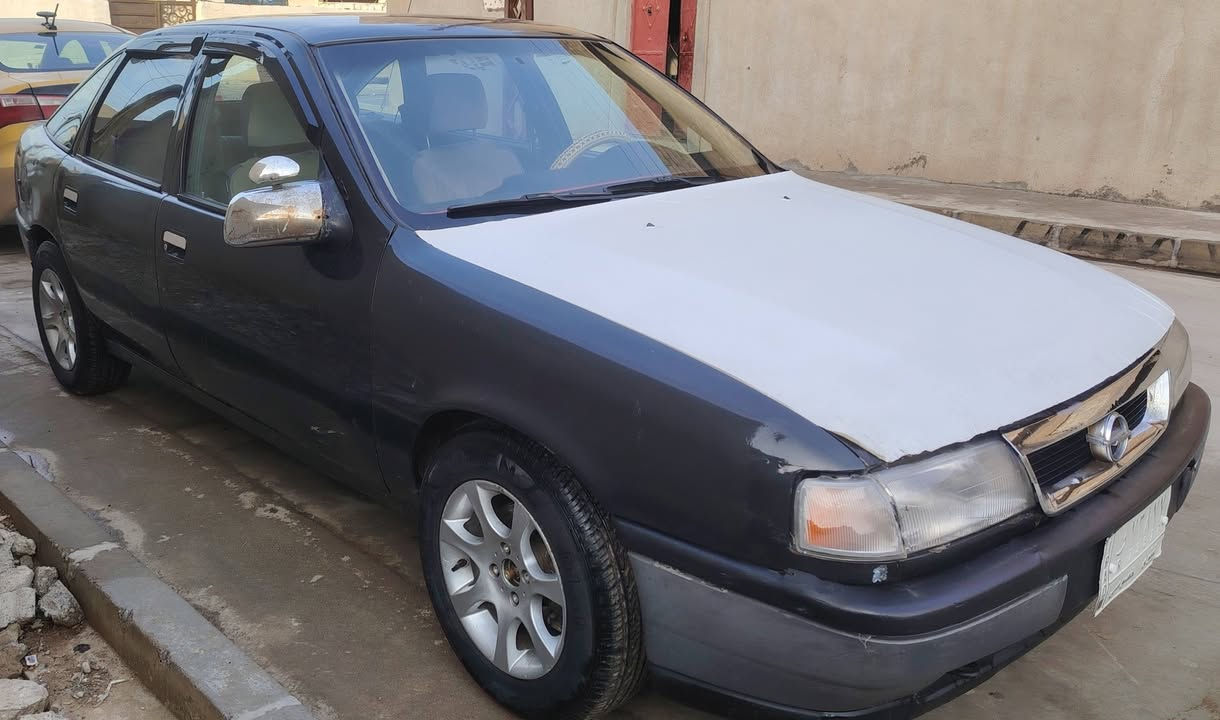 السلام عليكم
أوبل فكترا اللون اسود كحلي
الحجم 2000
المحرك والكير خير من الله الحمد لله
تدفئه شغاله
الكشر كدام العين بقيت الاستفسار
 تعال وتدلل
وبيها كابون 
السعر 36 💲
أي استفسار الاتصال
***********
وبي واتساب
