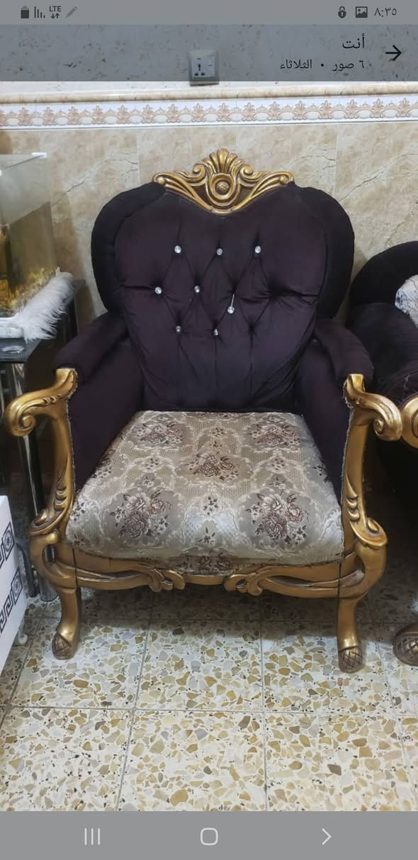 تخم زان مصري اربع كراسي مع كرويتة عدد اثنين السعر ٨٠٠الف مكاني حي الجهاد رقم المبايل ***********
