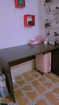 ميز • للبيع