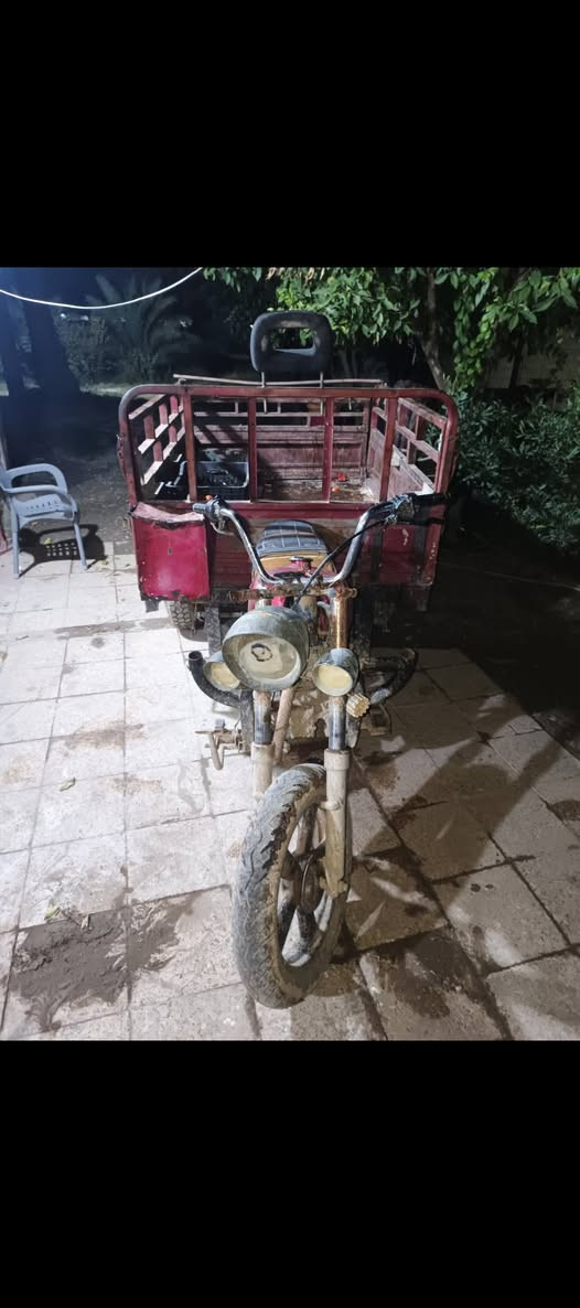 السلام عليكم ستوته دايوان للبيع موديل 2013 مابي اي نقص كهربائيات كاملة مكفولة من الحيم السعر 600 وبيهة مجال 
***********
***********
