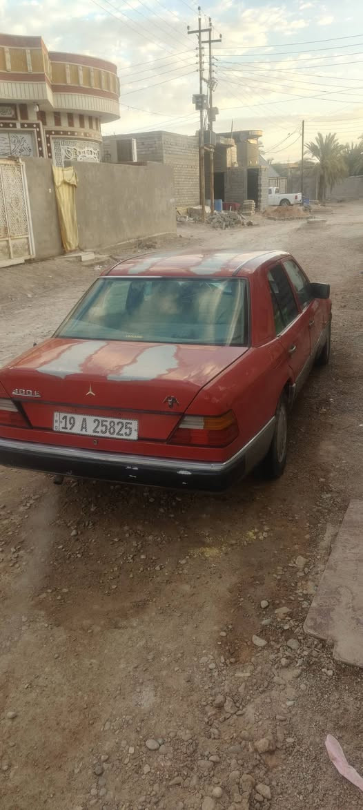 السلام عليكم سياره مارسدس دب رقم دولي مكينه 2500 موديل 1987 لا تبخير ولا تنقيص  تبريد شغال 
السياره سعرها 38 وبيها مجال
العنوان __ البصرة _القرنه 
رقم الموبايل __ *********** القرنة, البصرة
