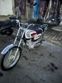 موتوسيكل ٣٠٠