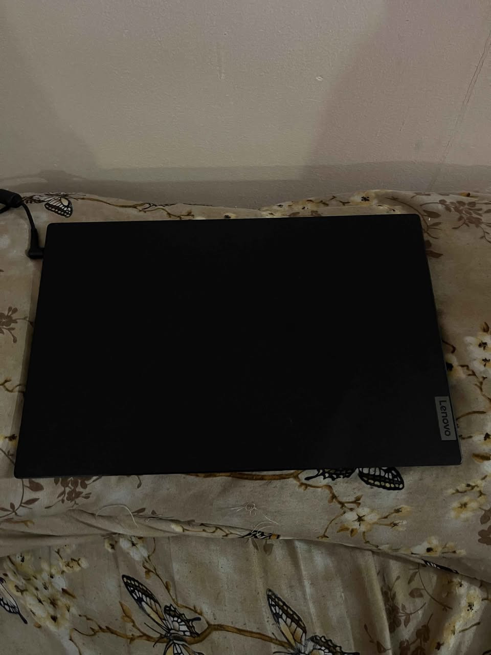 السلام عليكم حاسبة لينوفو للبيع جديده استعمال قليل اي مشاكل ما بيها 
ترهم للدراسة والالعاب 
المواصفات
رام 16 كيكا
معالج i5 جيل 13
ذاكره 500 ssd

موجود وصل الشراء
مكان بغداد الكراده
ويوجد توصيل للجميع المحافظات
السعر 500 وبيها مجال للشراي

*********** بغداد, العراق
