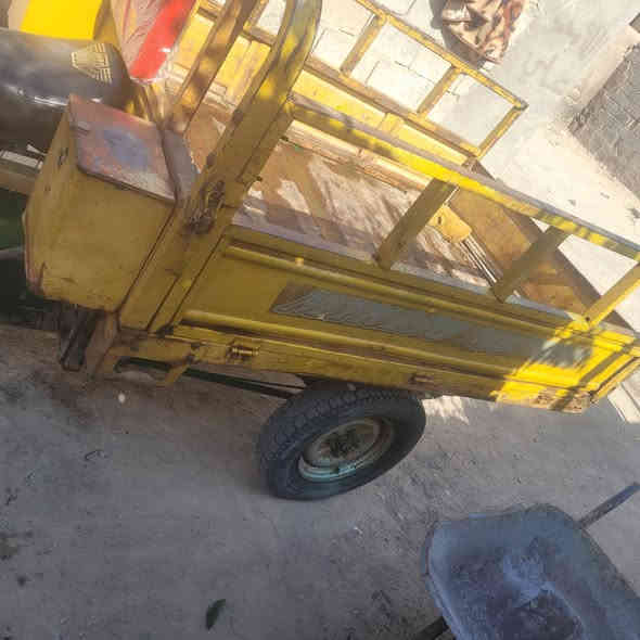 امتاير اوراق  مديل ٢٠١٤  سعره ٧٥٠
مكينه ناعمه اكسن برقي  بديهه نضيف 

كهربايات عوزهه بس شد
***********
