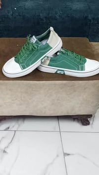 حذاء رجالي امزون جديد لك قياس 45/44 السعر 10 الف بغداد 07706853672 متو...