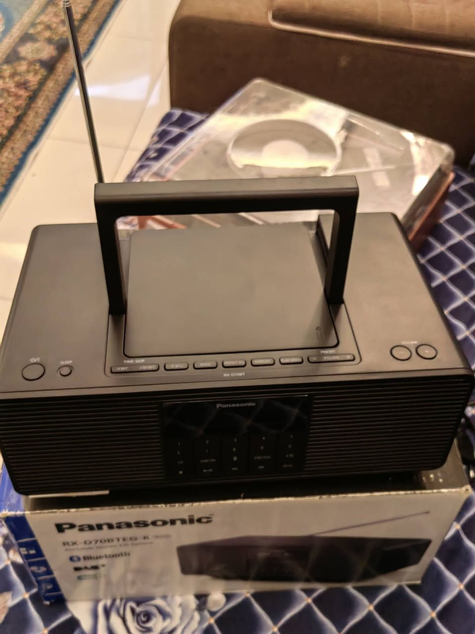 باناسونيك الاصلي ثقيل 5كيلو يحمل قرص يشغلMP3 بلوتوث راديو كهرباء وباتري يشتغل صوت روعه 50 مع التوصيل


**إذا كنت صاحب هذا الإعلان وتريد حذفه لأي سبب، رجاءا أرسل رسالة إلى الدعم الفني**