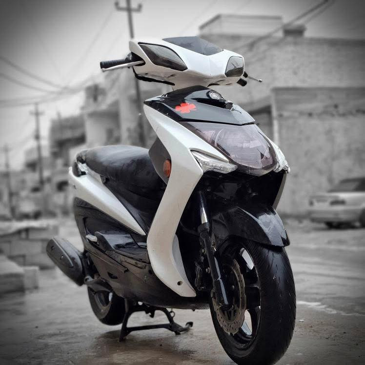 السلام عليكم دراجه سكنس لد حديث نوزل خطين قبق نفخ طلاعات ستان حساس دراجه كفاله شغاله نكره سلف مكينه كفاله خرسه ما تسع صوت بيه كلج خلفي رياضي دراجه جديده كهربائي كله شغاله ولايت زيلون بك لايت لدات أوراق كامله دراجه بلواقع احله من الصور بيه شغله وحده بس صدره تعبانه غيره دراجه جديده للبيع السعر 1000 مليون وبيه مجال  مكاني زعفرانيه رقمي *********** الستفسار خاص مكاني زعفرانيه
