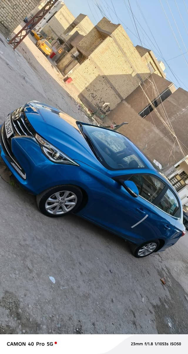 سلام عليكم شان جان L7للبيع سياره موديل2023 جاهزه من كلشي ماشيه 60 الف بيها بارد بلجاملغ موضح بلصور وبيها بارد زغير بقبق الجنطه *********** سعرها 80 بيها مجال بسيط
