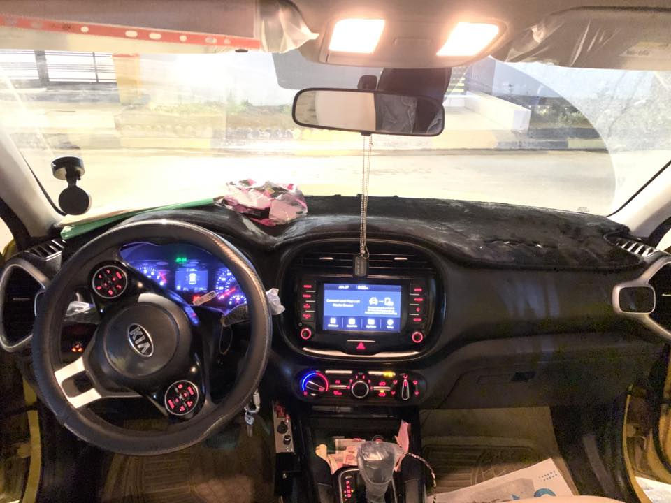 السلام عليكم
�🚨 للبيع كيا صول 2020 وارد أمريكي – نادرة بهاللون 🚨🚨

🔥 موديل 2020 | وارد أمريكي أصلي

🍋 لون ليموني يخبل – يلفت النظر بكل مكان

⚙️ محرك قوي واقتصادي | قير أوتوماتيك ناعم

🧼 نظافة فوق الممتاز – ما تحتاج ولا شي

✅ جاهزة للفحص بأي مكان وبأي وقت

❌ لا مشاكل | لا أعطال | لا صرف فلوس

⭐ مواصفات كاملة

مكانه بغداد الكرخ 

سعره 132وييه مجال 

رقم هاتف 📞 ***********
