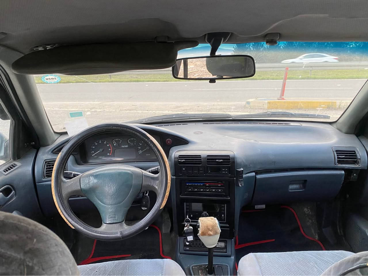 سلاوى خواى گه وره تان لبيت
هاتينه وه به سه ياره يه كى تازه 
كياى سيفيا موديل ٩٢ خليج
گير ئو توماتيك مه كينه ٨ به خ 
ره قه م سليمانى ته بريت
ته حويل براوه خرامه به شه رت 
ده عمو ليدراوى نيه جوار تايه ى تازه يه 
بو زانيارى زياتر تيل بكه ناونيشان بيره مه گرون 
***********
***********
نرخى ٣١ گه لاو كه ميك معامه له دخان, السليمانية
