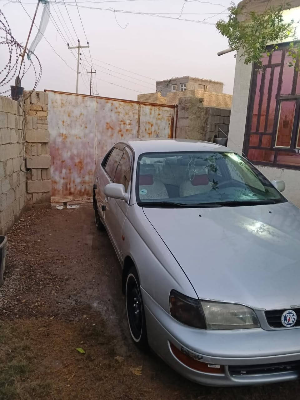 السلام عليكم كرونا موديل 96 للبيع رقم انكليزي بغداد سنويه بعد مساقطه مكينه وكير خير من الله لاتنقيص ولاتبخير مكينته 1800 كهربائياته كله شغاله بيه بل حوض مال الجنطه شبر فقط السياره مصبوغه صبغ عام لجماليه   تخم تاير جدد بس التبريد موشغال عوزه حداديه أماميه فقط السعر 52وبيه مجال لشراي غير متواجد على الفيس مكان السياره كربلاء متواجد فقط اتصال واتساب وعلى الخط ***********
