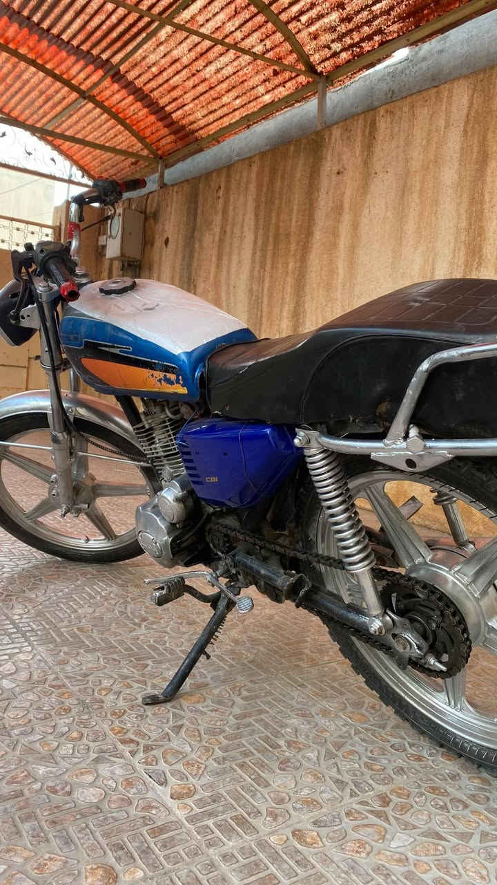 للبيع 5 كير ويالة جدد دبلات شغالة يرادلة بس باتري يشتغل هندر واحد السعر 200 بي مجال او مراوس مع 4 كير


**إذا كنت صاحب هذا الإعلان وتريد حذفه لأي سبب، رجاءا أرسل رسالة إلى الدعم الفني**