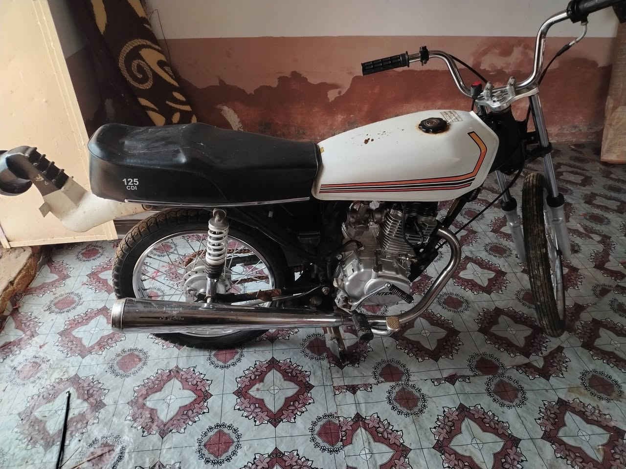 دراجه اربعه كير للبيع مكينه انتنس 21   مكان  مشخاب سوق شعلان
االرقم ***********
