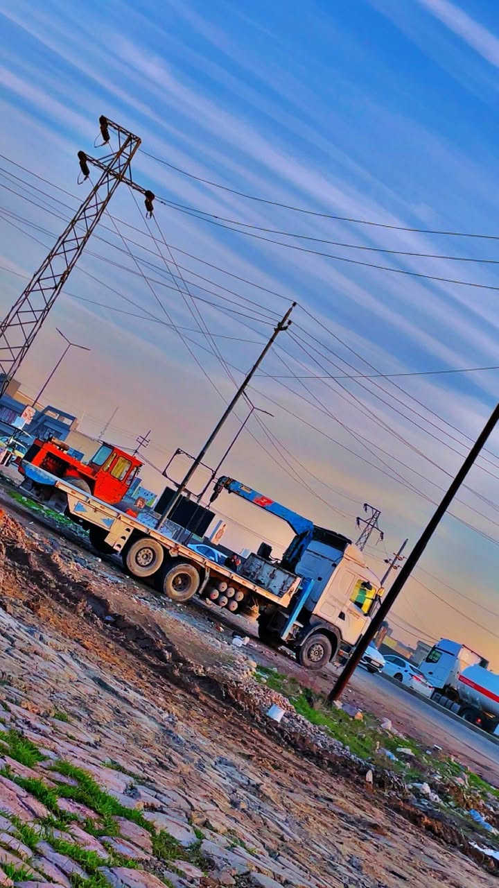 سكانيا موديل 2003 كرين 3 طن سلايتين رقم اربیل ***********محرك 6 سلندر
