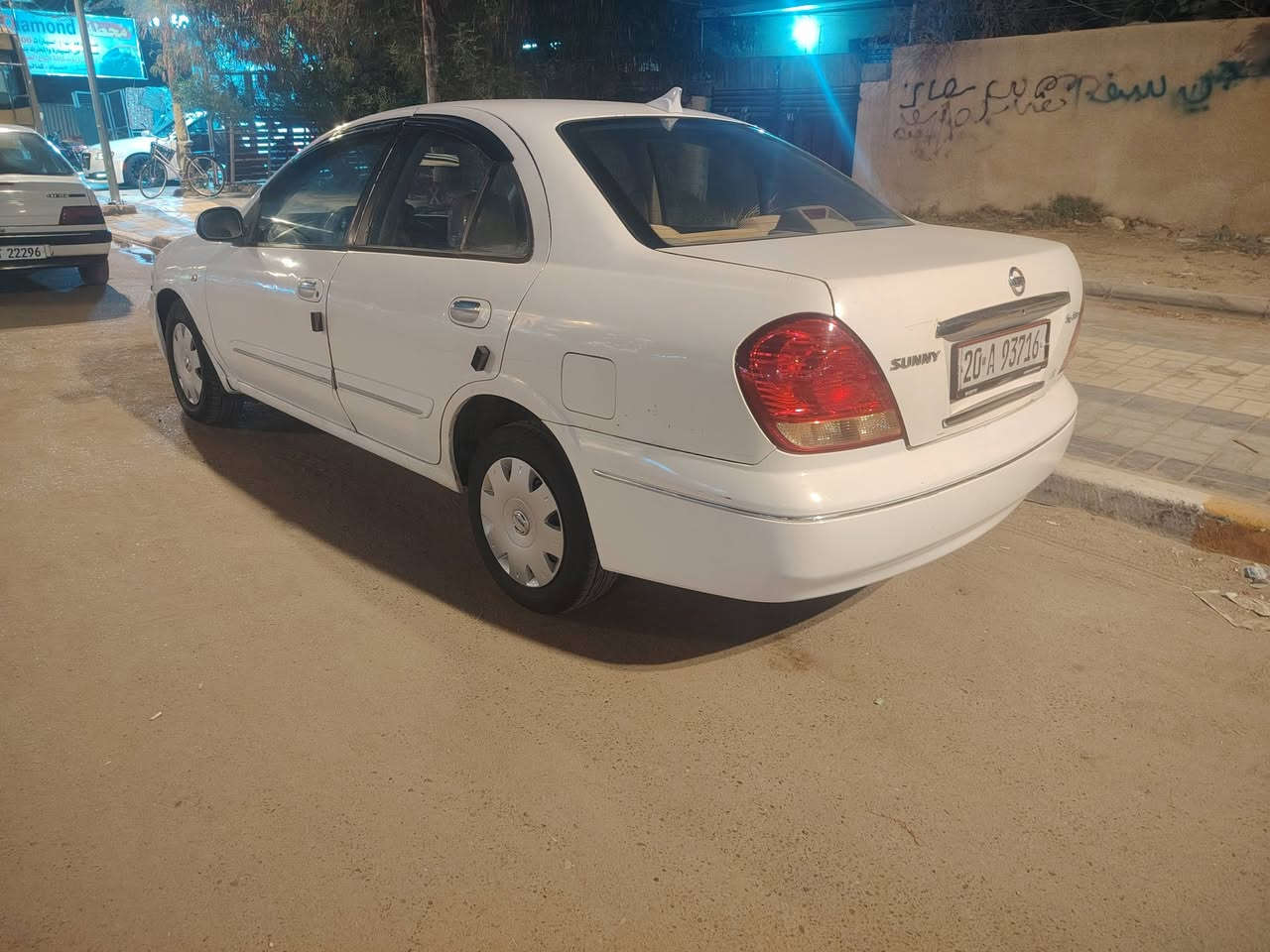 نيسان سني موديل 2007 محرك كير عادي وتبريد بحاله جيد جدا السعر 65مكان بغداد *********** بيه صبغ جاملغ ومامي وبنيد
