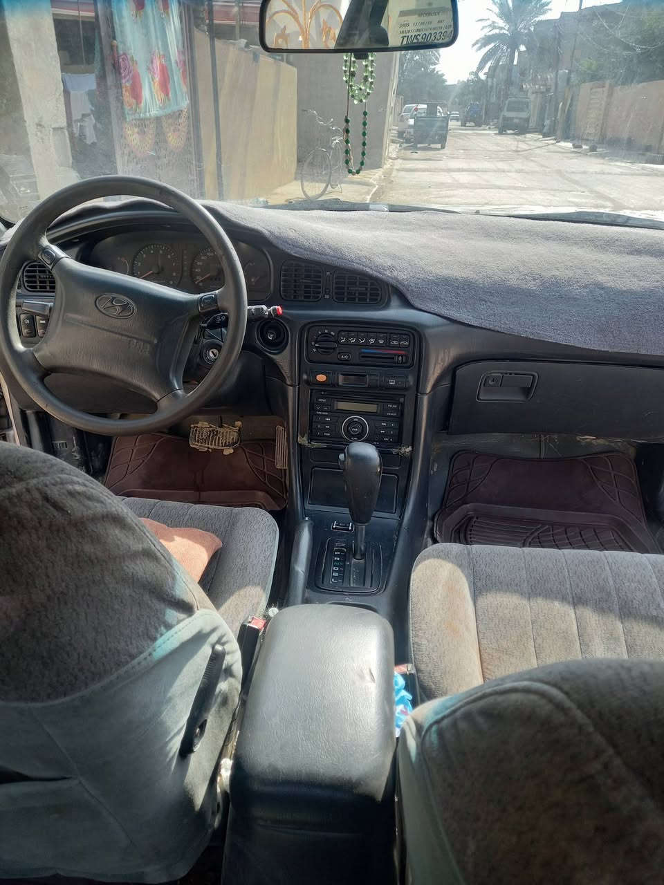 سوناتا 2 موديل 94  كير محرك مكفول صدر امامي خلفي جديد
سيارة بلادي السعر 48 بيها مجال بسيط حك الجية 
شرط تحويل ***********
بعقوبة المفرق
