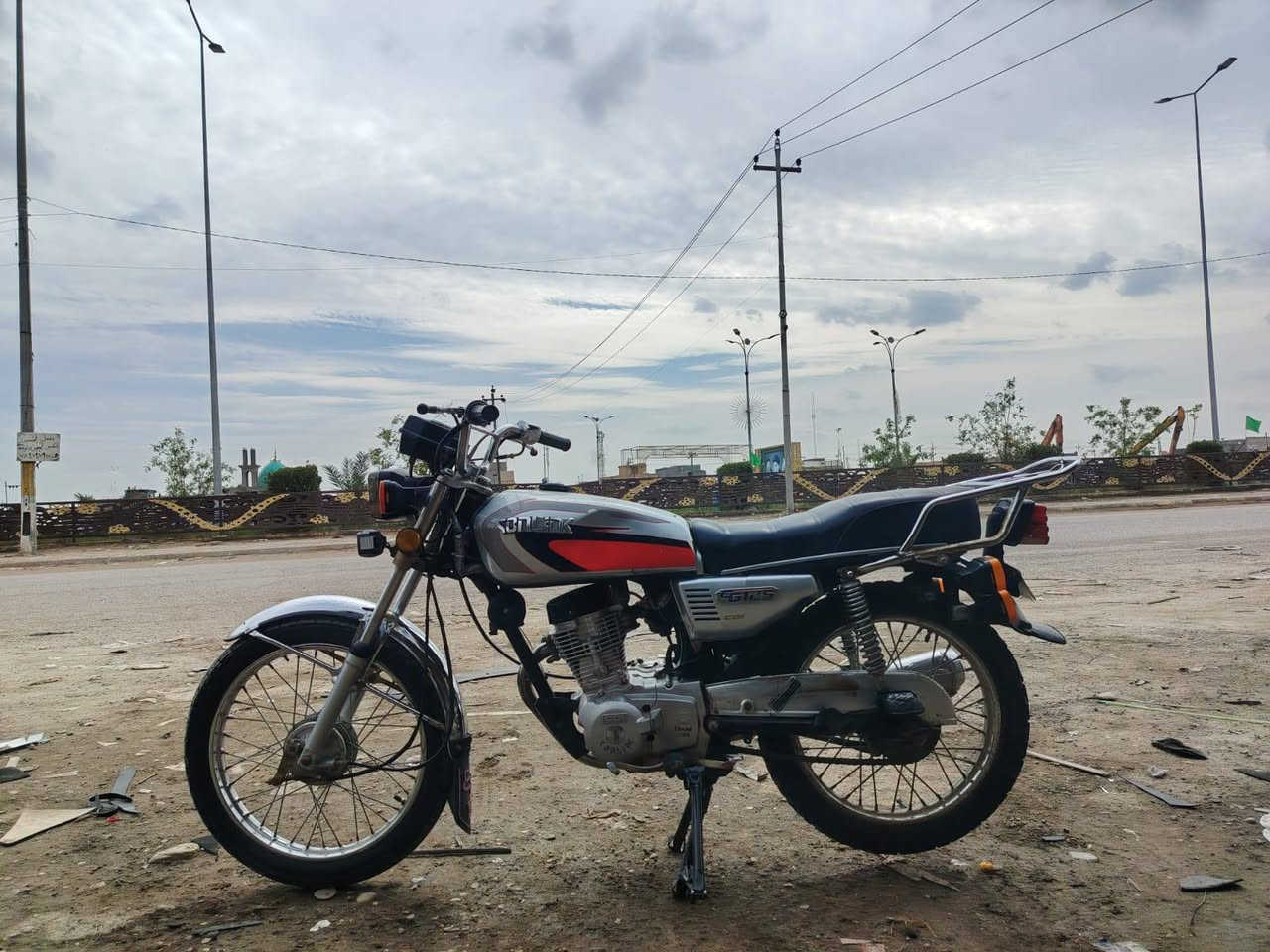 للبيع الاستفسار ***********
