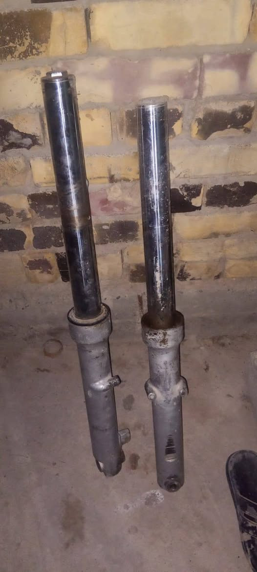 ويل ستوته للبيع بدون تاير تهويه قليله دبلات واكفات گير بوكس وماش شغال  ماشه جمره سعر 50 شراي يتفضل خاص ***********
مكان نجف
