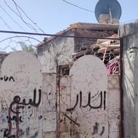 بيت تجاوز للبيع ب3 ملايين وبي مجال رجال متوازي يريد يبيع هاذه مو سعره ...