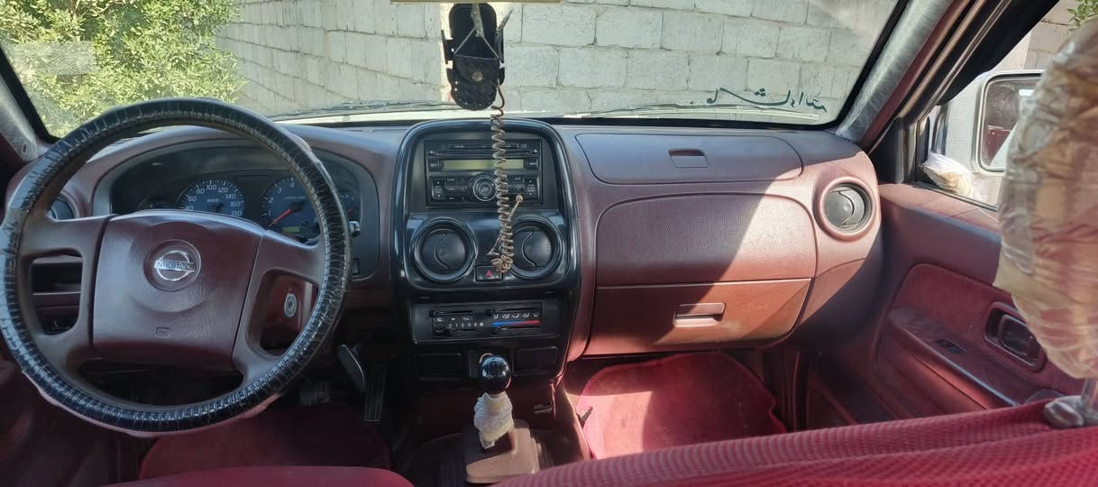 سيارة نيسان شبوط رقم انكليزي (ميسان)
كهربائيات شغاله جام كهربائي  مكينة مكفولة ماعايزة شي 
للبيع او للمراوس  سيارة سونارها موجود بل صور 
***********
