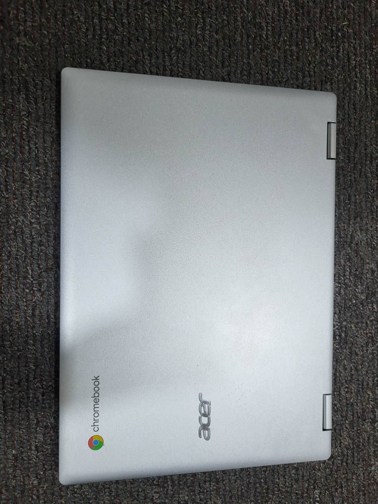 :
​Acer Chromebook Spin 311 
11.6 - شاشة لمس وقلاب 360 درجة
32gb
​السعر:
​135,000 بي مجال قليل
​التفاصيل:
​الحالة: نظيف جداً وشغال 100% بدون أي مشاكل.
​المميزات: الجهاز "Spin" يعني الشاشة تفتر 360 درجة ويتحول إلى تابلت.  
​الشاشة: لمس (Touch Screen) سريعة الاستجابة.
​النظام: كروم بوك (ChromeOS) خفيف جداً وسريع بالإنترنت.  
​الاستخدام: ممتاز جداً للدراسة، تصفح الإنترنت، مشاهدة الأفلام، وتشغيل تطبيقات الأندرويد وسينمانا كربلاء, العراق


**إذا كنت صاحب هذا الإعلان وتريد حذفه لأي سبب، رجاءا أرسل رسالة إلى الدعم الفني**
