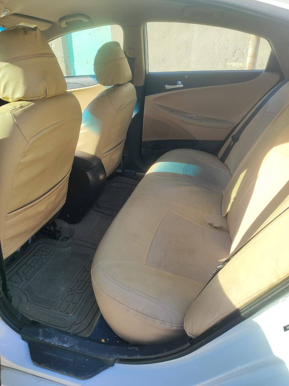 للبيع هونداي سوناتا موديل 2012
السيارة نظيفة مثل ماواضحه بصور 
السونار مرفوق بصور 
مكانهة كربلاء  السعر 98وبيهة مجال 
***********
