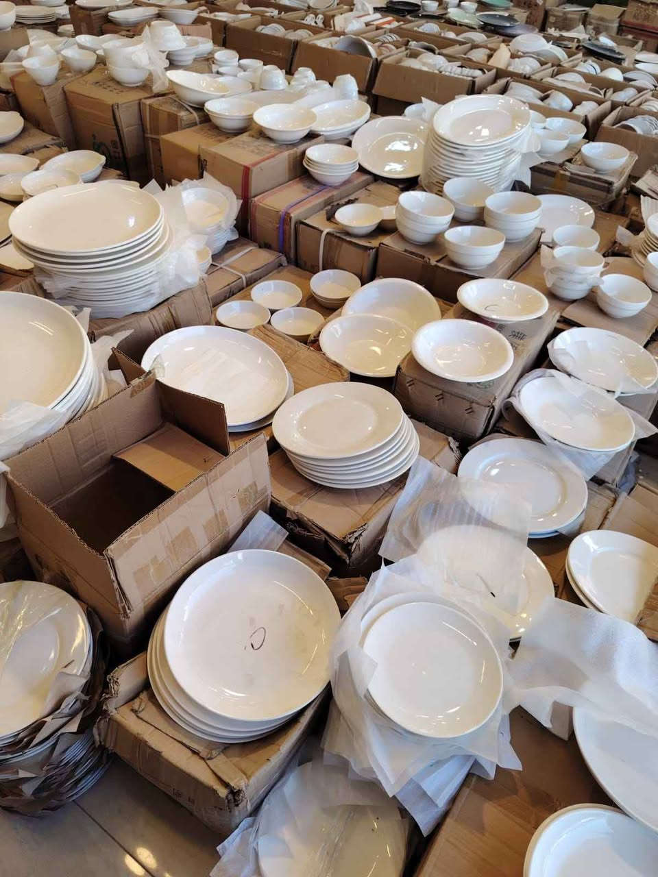 فرفوري أوربي الأصلي الثقيل
طاوات الأصلي الثقيل
اذا م نفس المعروض يرجع مع المندوب Singapore


**إذا كنت صاحب هذا الإعلان وتريد حذفه لأي سبب، رجاءا أرسل رسالة إلى الدعم الفني**