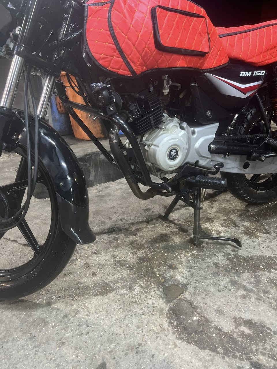 السلام عليكم بوكسر 22 شهر العاشر مرقم سنوية بأسمي السعر مليونين مكاني الدورة ***********
