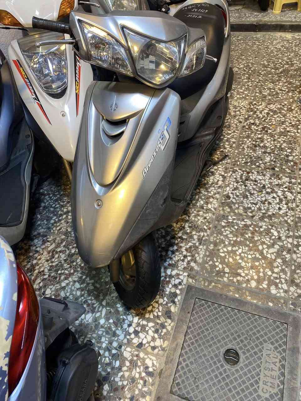 من رخصة الادمن
السلام عليكم 
بغباء وبريز لايت عالي أنواع الدراجات موجودة
التواصل ***********
