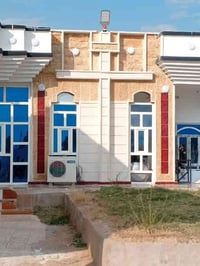 يوجد كادر حف ودرز كافة انواع الحجر  وشد نشراات ضؤ باسعار مناسبه جداً  ...