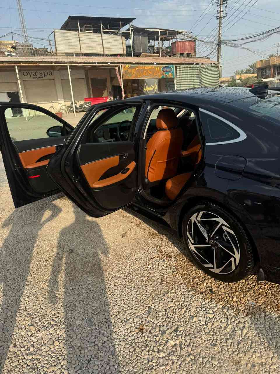 🚘 هيونداي سوناتا Hyundai sonata SEL 2024 🚘
 ماشية  50الف
محرك 2.5L المرغوب بدون توربو 

🟩 السعر  _ 215

✨ المواصفات فول  (Full Option):

 بصمة ( ابواب + صندوق ) 
🟥 تشغيل عن بعد 
🟥 شاشة جبيرة ( كار بلي + اندرويد )
🟥 واير ليس شحن 
🟥مثبت سرعة 
🟥قيادة ذاتية 
🟥تحديد مسار 
🟥 رادار امامي 
🟥رادار جانبي 
🟥رادار خلفي 
🟥كامرات ١٨٠
🟥مثبت ستيرن 
🟥سايد بريك بصمة 
🟥مودات قيادة 
🟥كشنات تدفئة 
🟥 بانوراما 
🟥تبريد بيانو 
🟥كيجات بالعداد تظهرلك قراءة (حماوة الدهن - التيربو 
🟥كير دكمً ٨ سرعات + شفتات ستيرن 
🟥نظام سماعات BOSE اقوى انظمة سماعات
🟥جامات اوتو
🟥اوتو هولد
🟥كشنات جلد
🟥محرك 2500 بدون توربو 
🟥لدات امامي خلفي 
🟥وبعد هواي مواصفات بيهه

ضرر السيارة حادث سطحي  جنطه وطخه بسيطه بل جاملق بدون دواخل
***********
