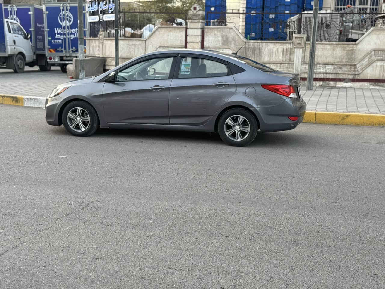 سلام عليكم اكسنت موديل ٢٠١٣ وارد أمريكي داخله أكلين ليبل واحد ماشيه ٩٧. سياره جديده متصرف عليه ألف مكينه كير مكفول صدر تبريد تخم تاير سياره بيه ٣ قطع أثر شخوط مكفوله من الضربه وأفتح فقط رش بدون معجون على وضع الشركه رقم بغداد مكان بغداد شارع فلسطين معروضه89بيه مجال حق جيه ***********
