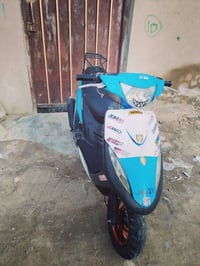 دراجه ماكس بوشه 49 ياباني  كهربائيات سلف هندر كله شغال  مكينه ما مفتوح...